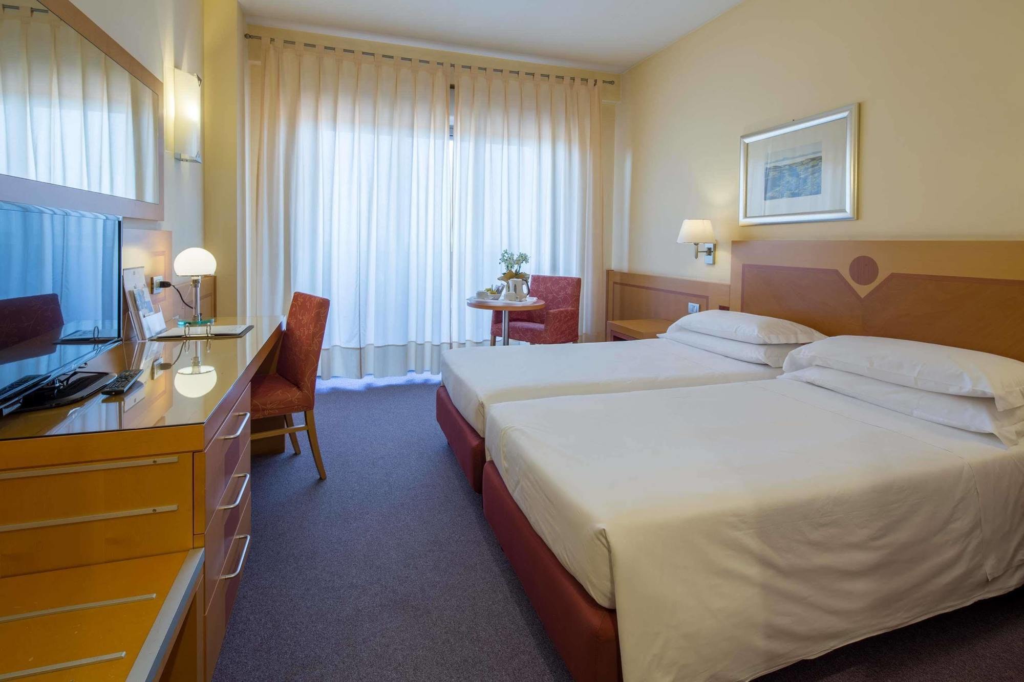 Best Western Hotel I Triangoli Infernetto Экстерьер фото